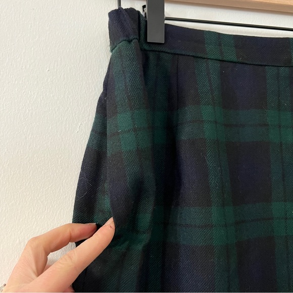 Vintage Woodstock International Plaid Skirt marked size 8 - Picture 3 of 6